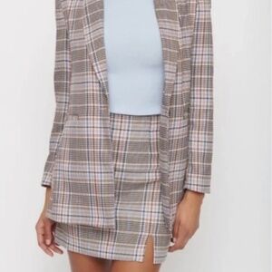 Beautiful Dynamite plaid blazer 😍